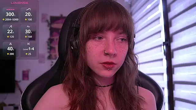 juliapie online show from June 13, 3:43 pm