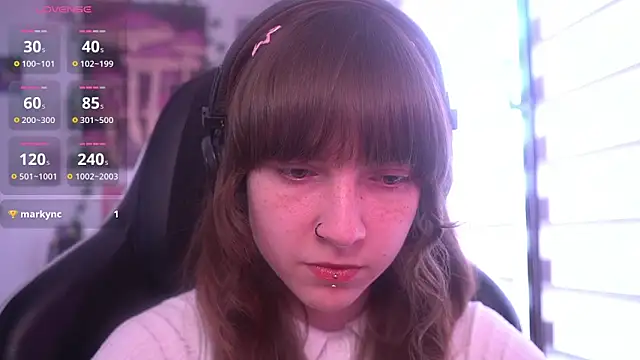 juliapie online show from May 13, 11:17 am