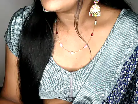 shila20 online show from October 29, 1:43 pm