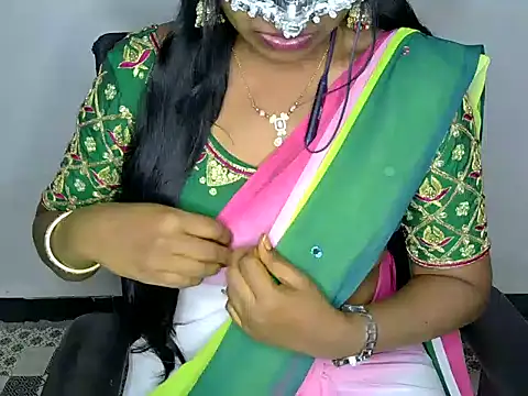 shila20 online show from March 11, 1:26 am