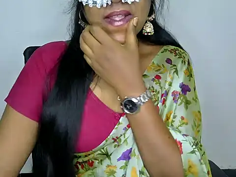 shila20 online show from March 2, 6:35 pm