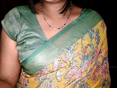 shila20 online show from October 12, 6:09 pm