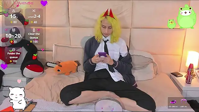 -kisa  online show from November 15, 2:37 am