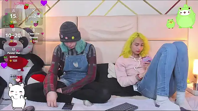 -kisa  online show from November 1, 2:40 am