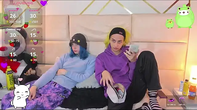 -kisa  online show from November 7, 1:43 am