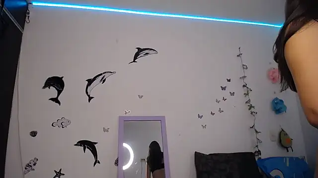 Julieta Hass online show from September 12, 6:07 pm