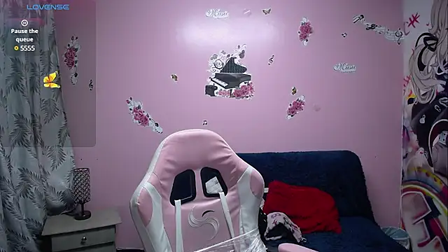 brithany smiith  online show from January 29, 3:22 am