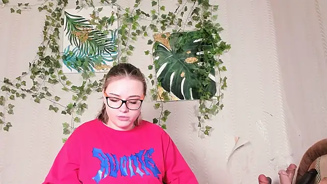 Snapshot of Seductive_She_Wolf chatting on November 11, 5:41 pm Seductive She Wolf online show from November 11, 5:41 pm