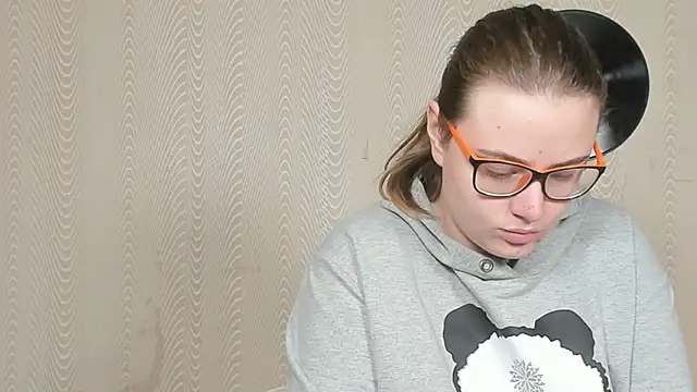 Seductive She Wolf online show from February 5, 3:52 pm