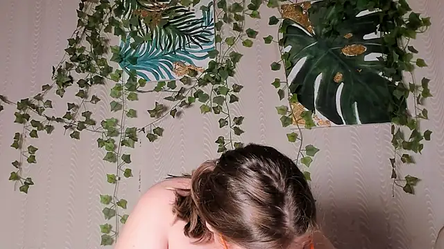 Snapshot of Seductive_She_Wolf chatting on October 28, 2:27 pm Seductive She Wolf online show from October 28, 2:27 pm