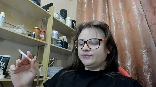 Seductive She Wolf online show from April 30, 7:21 pm