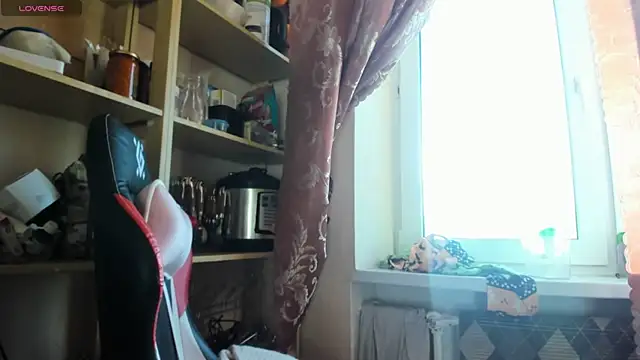 Seductive She Wolf online show from March 22, 2:40 pm