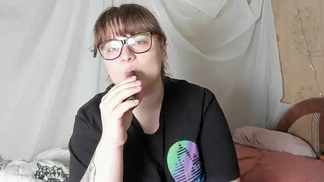 Seductive She Wolf online show from May 16, 5:34 pm