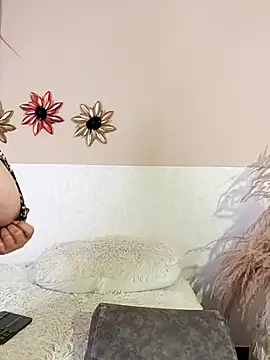 marianeporter   online show from March 11, 3:14 am
