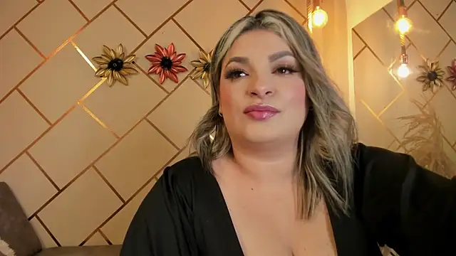 marianeporter   online show from February 5, 4:30 am