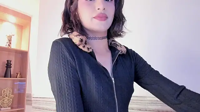 Sophia Cambpell online show from April 21, 9:54 pm