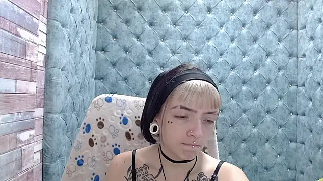 Samantha Smiith online show from October 10, 3:40 am