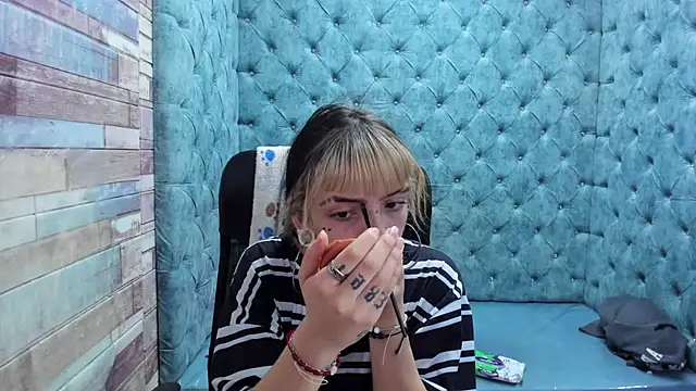 Samantha Smiith online show from November 27, 3:40 am