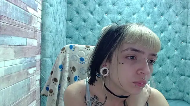 Samantha Smiith online show from November 7, 3:44 am