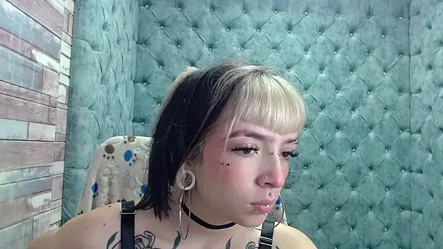 Samantha Smiith online show from November 8, 3:32 am