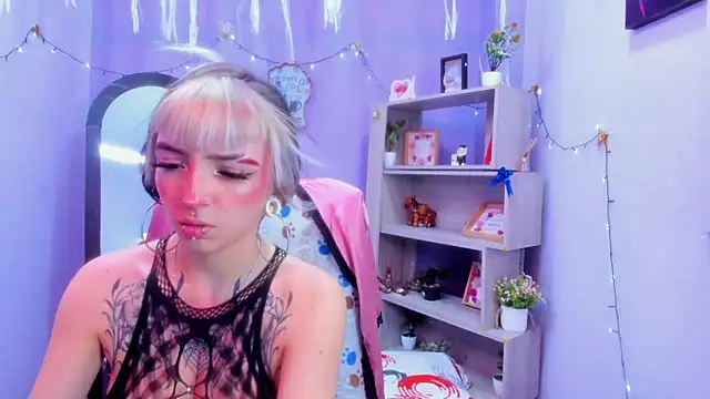 Samantha Smiith online show from March 17, 3:53 am