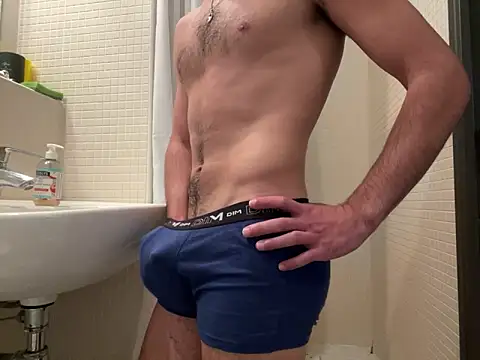 maximmeeelove online show from January 4, 2:46 pm