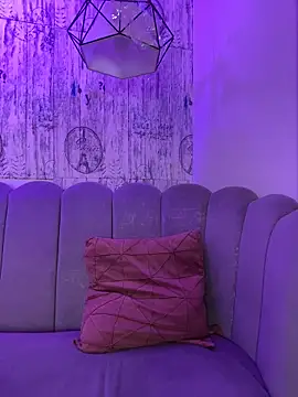 AbyThompson online show from December 15, 3:29 pm