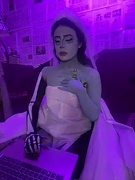 AbyThompson online show from October 30, 8:28 pm