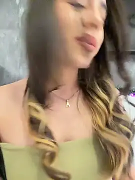 AbyThompson online show from November 15, 4:05 am