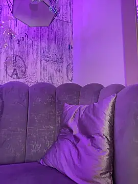 AbyThompson online show from November 20, 6:52 pm