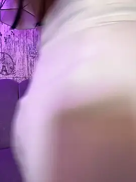 AbyThompson online show from March 26, 3:10 pm