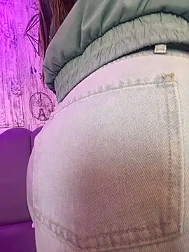 AbyThompson online show from May 21, 11:51 am