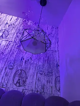 AbyThompson online show from December 15, 2:17 am