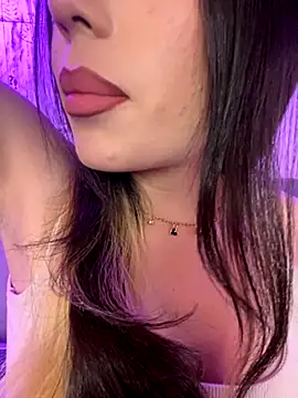 AbyThompson online show from November 7, 4:00 pm