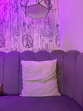 AbyThompson online show from April 1, 12:17 pm