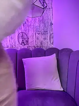 AbyThompson online show from October 3, 12:17 pm
