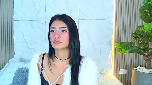 LaurenRodriiguez online show from April 13, 12:42 pm