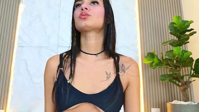 LaurenRodriiguez online show from March 31, 12:29 pm