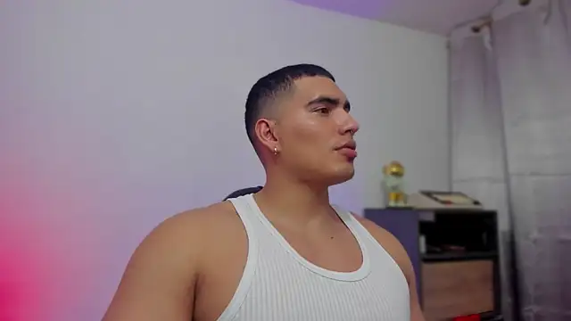 JamesGraay online show from February 21, 5:09 am