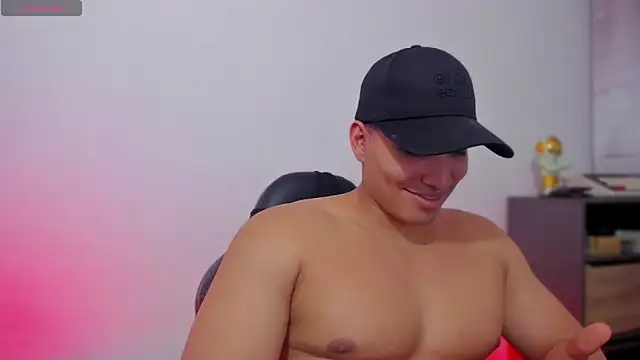 JamesGraay online show from February 1, 3:38 am