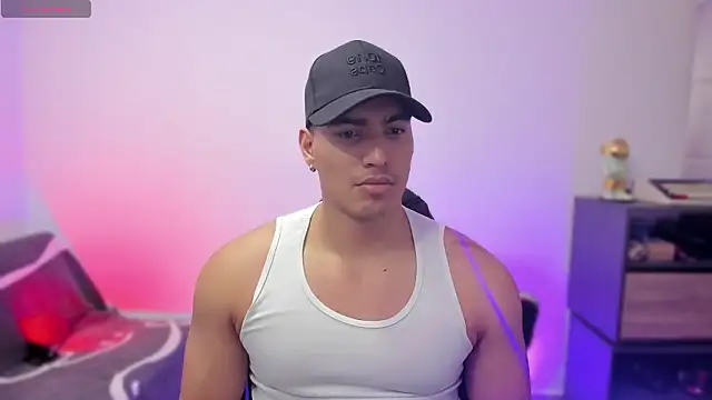 JamesGraay online show from January 8, 3:18 pm