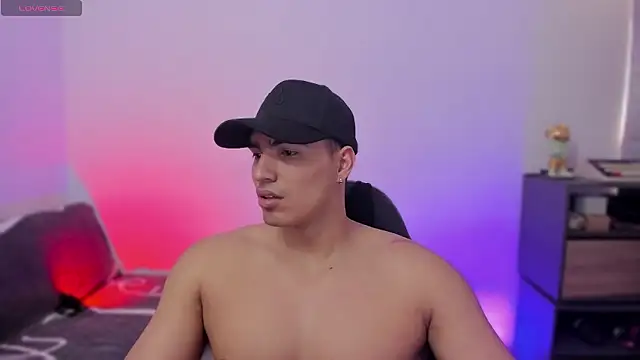 JamesGraay online show from January 16, 4:22 pm