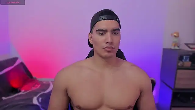 JamesGraay online show from January 7, 1:05 pm