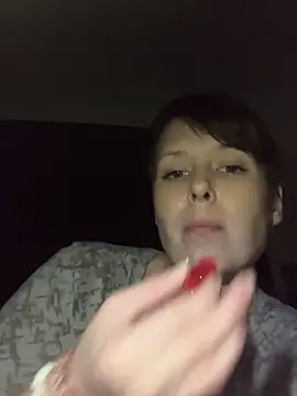 Snapshot of KatieBARBiE98 chatting on December 30, 12:54 am KatieBARBiE98 online show from December 30, 12:54 am