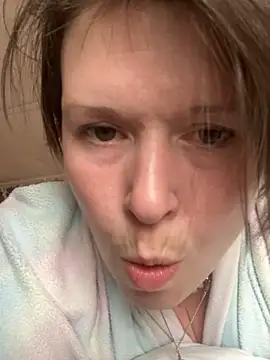 KatieBARBiE98 online show from March 2, 5:42 pm