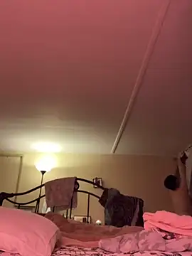 KatieBARBiE98 online show from November 19, 2:11 am