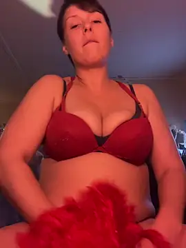 Snapshot of KatieBARBiE98 chatting on January 8, 4:23 am KatieBARBiE98 online show from January 8, 4:23 am