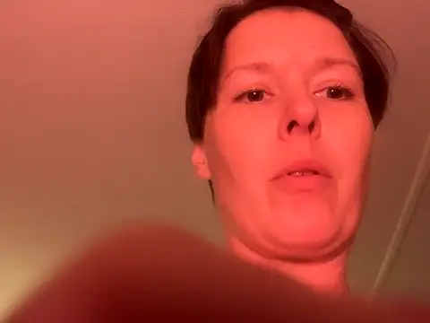 KatieBARBiE98 online show from October 22, 1:05 am