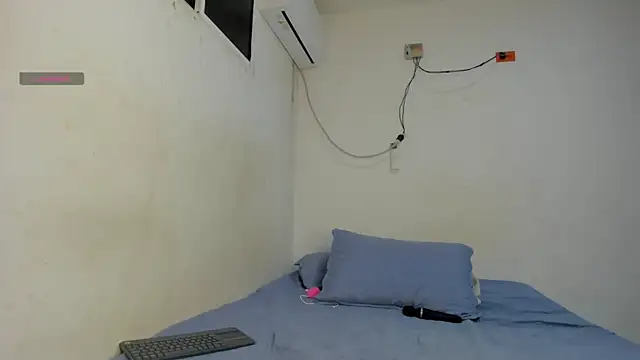 ashley lemus online show from July 17, 3:48 am