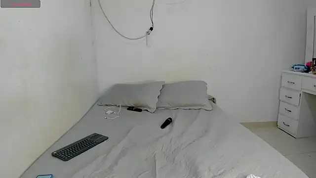 ashley lemus online show from June 22, 2:17 am